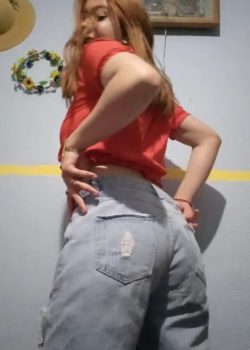 Minita Se Abre La Concha Y Más + Vídeo Casero 4