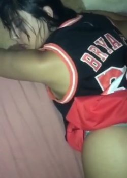 Mi prima llega borracha y deja hacerse cositas 5
