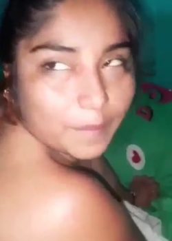 A la prima se le pasan los tragos y entrega el culito 7