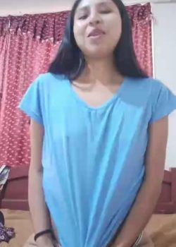 Putipobre De Tetas Pequeñas Se Toca Y Más 1