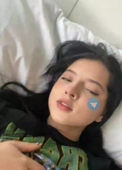 Caro Linda & Deliciosa Jovencita Caliente + Vídeo 3