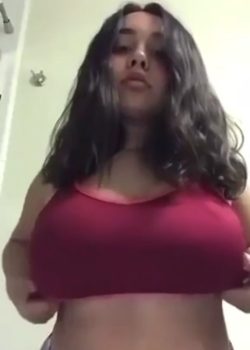 Deliciosa Jovencita La Más Tetona Del Aula 9